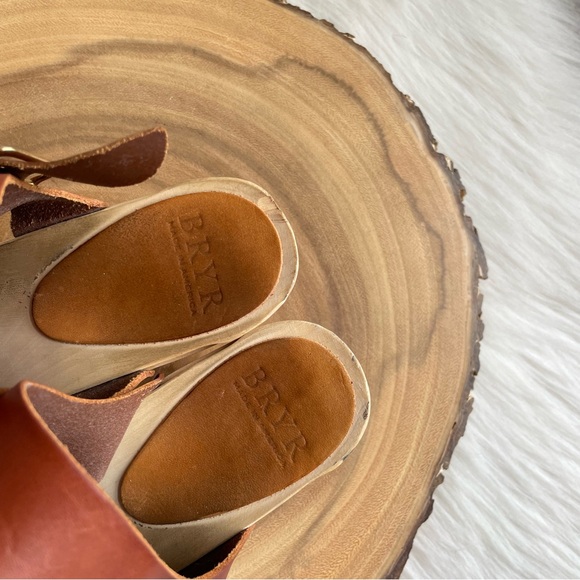 Bryr Emma leather cross over handmade high heel leather clogs - Picture 12 of 13